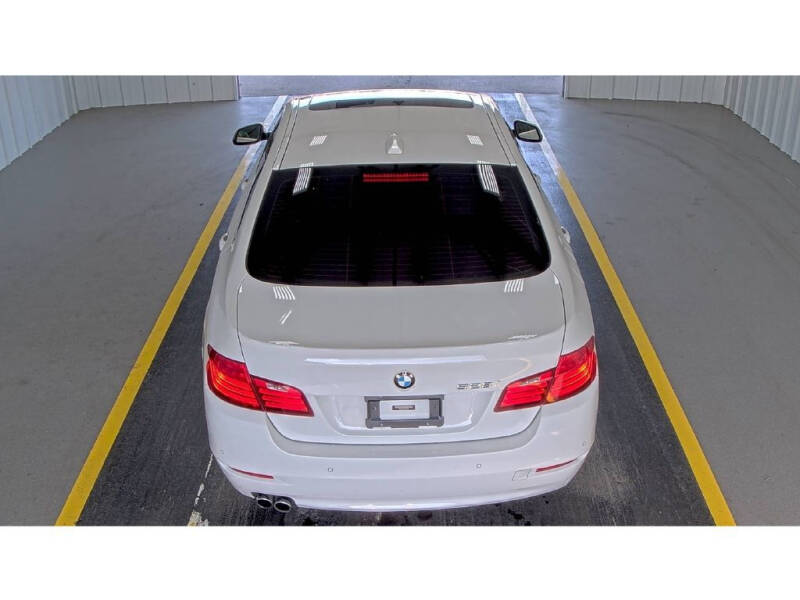 2016 BMW 5 Series 528i