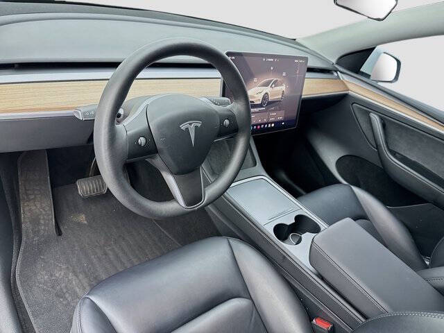 2024 Tesla Model Y Long Range