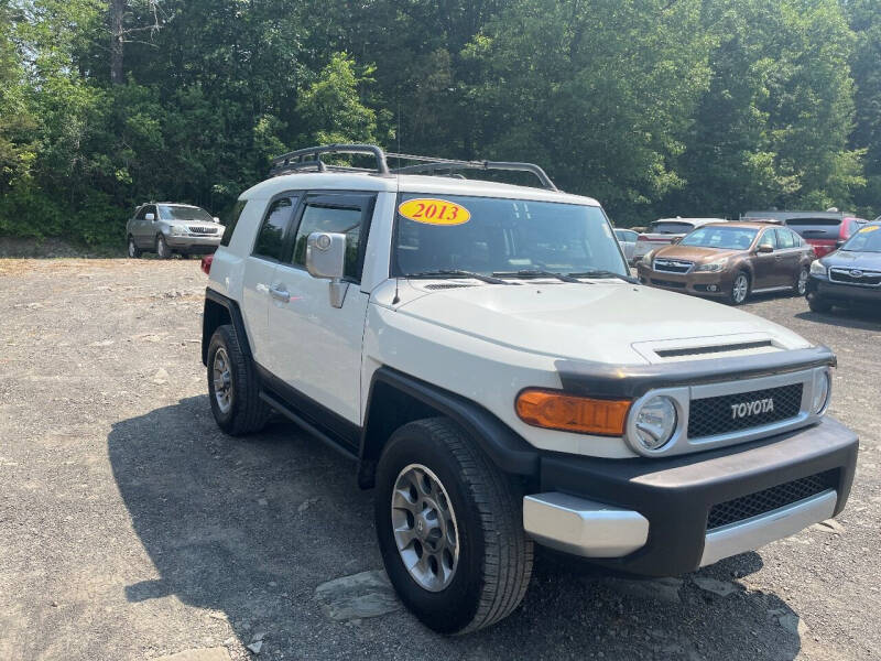 2013 Toyota FJ Cruiser Base photo 3