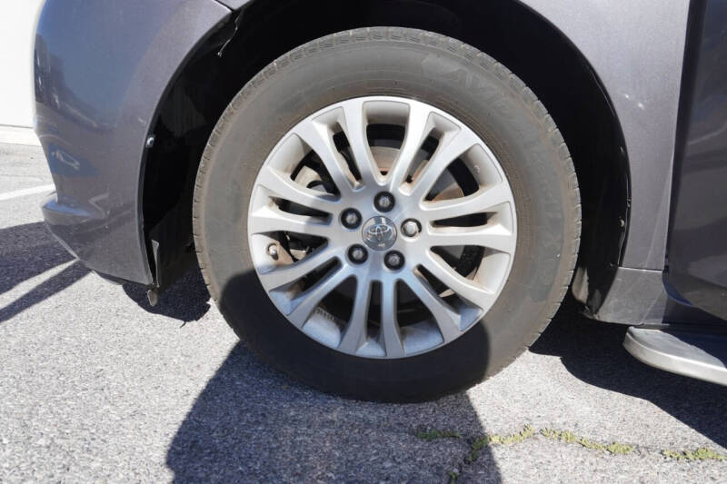 2015 Toyota Sienna
