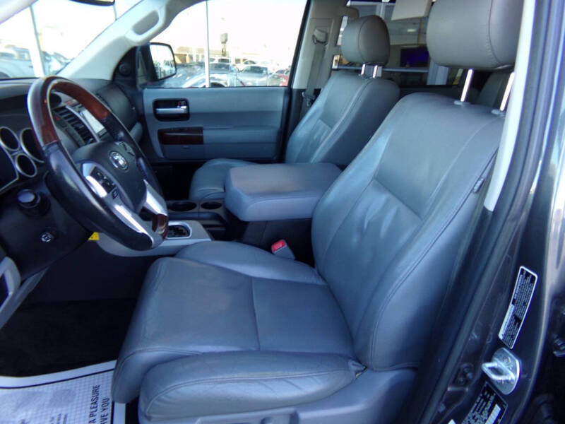 2016 Toyota Sequoia Platinum