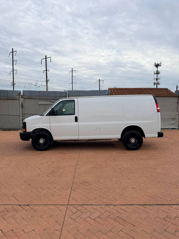 2017 Chevrolet Express 2500