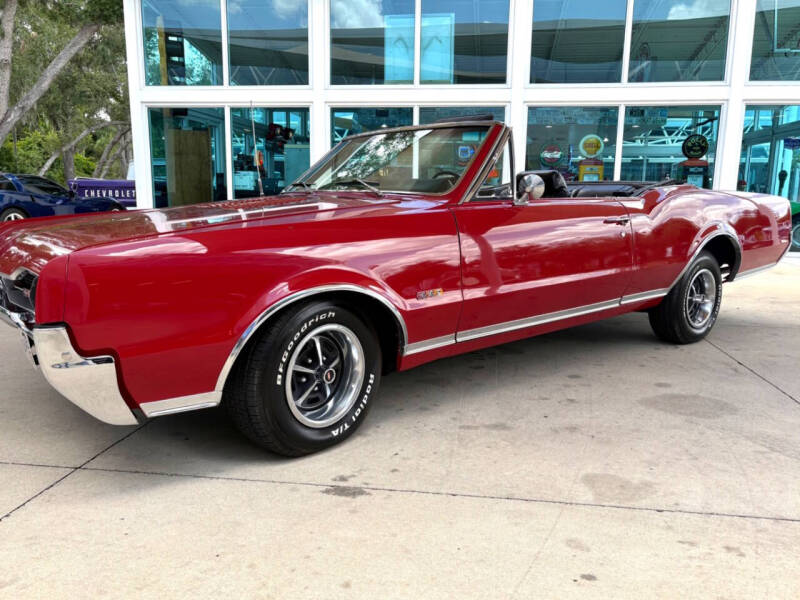 1967 Oldsmobile Cutlass Supreme
