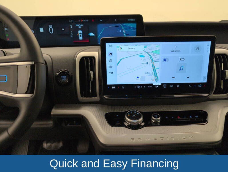 2025 Ford Expedition MAX Active