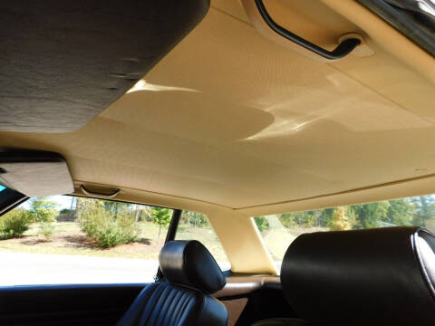 1987 Mercedes-Benz 560-Class 560 SL