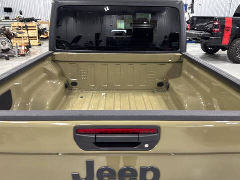 2025 Jeep Gladiator Willys