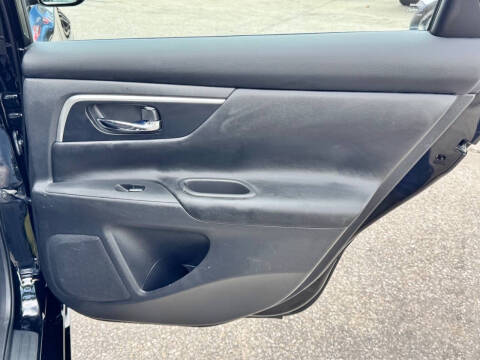 2017 Nissan Altima 2.5 SV