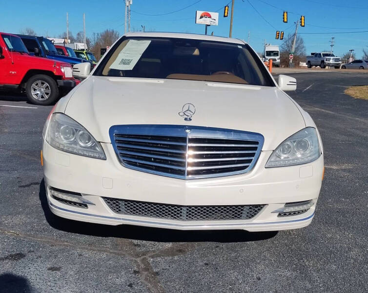 2011 Mercedes-Benz S-Class S 550