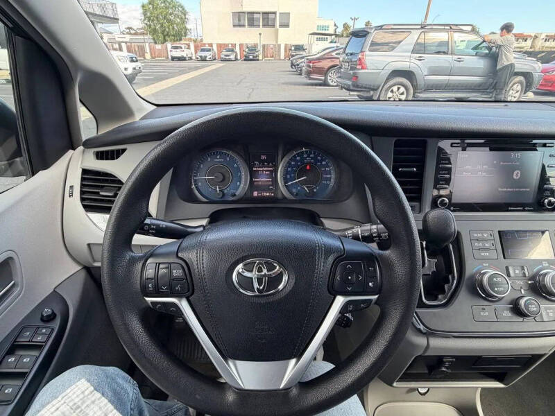 2018 Toyota Sienna