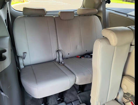 2013 Toyota Sienna XLE 8-Passenger