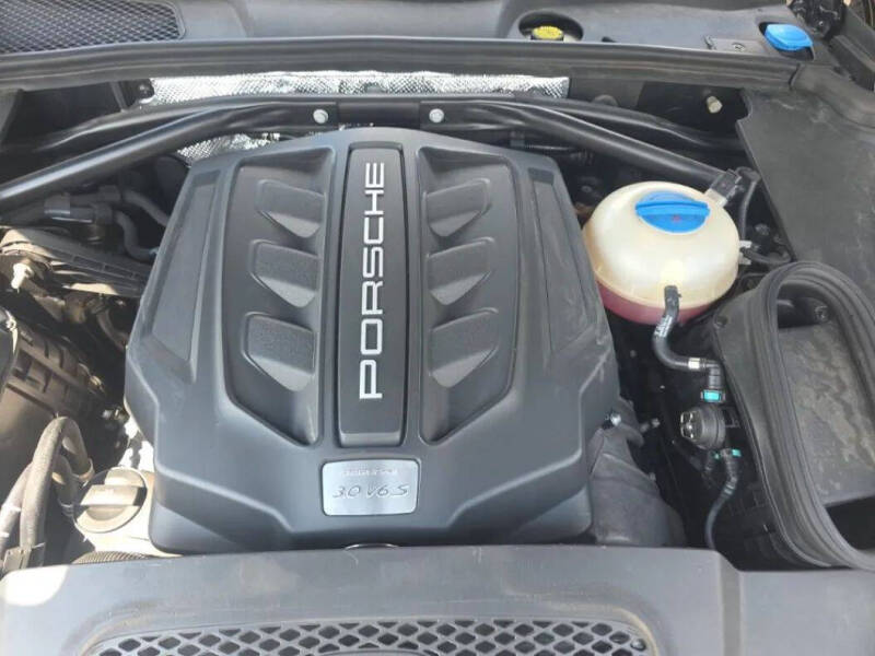 2016 Porsche Macan S