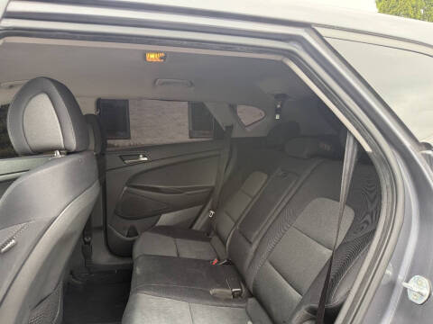 2018 Hyundai Tucson SE