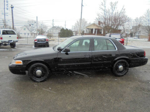 2010 Ford Crown Victoria for sale at B & G AUTO SALES in Uniontown PA