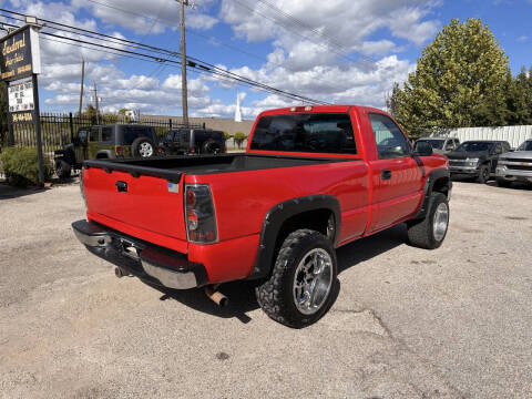 2005 Chevrolet Silverado 1500 Work Truck