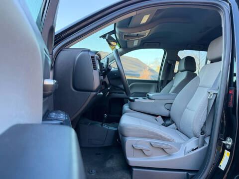 2018 Chevrolet Silverado 1500 Custom