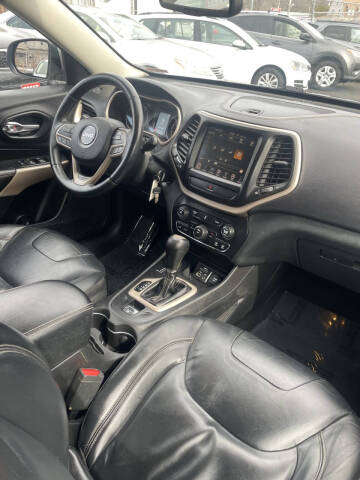 2017 Jeep Cherokee Latitude