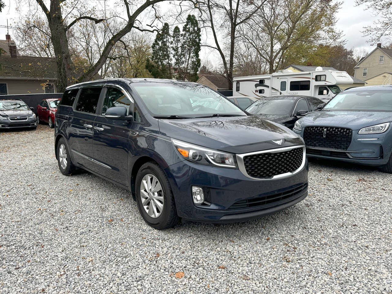 2017 Kia Sedona for sale at Statewide Auto LLC in Akron, OH