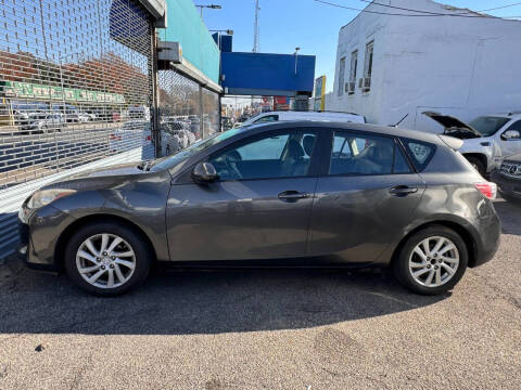 2012 Mazda MAZDA3 i Grand Touring