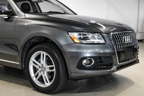 2017 Audi Q5 2.0T quattro Premium Plus