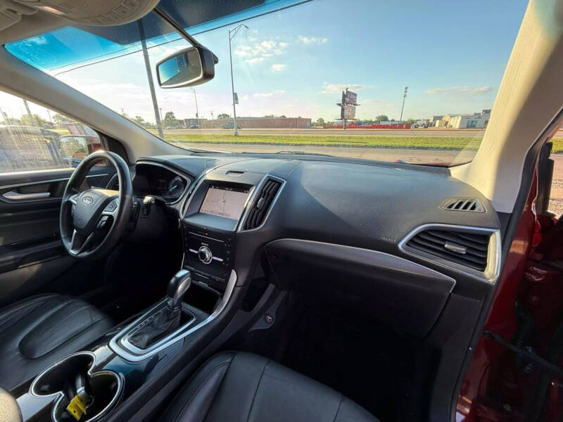 2018 Ford Edge Titanium