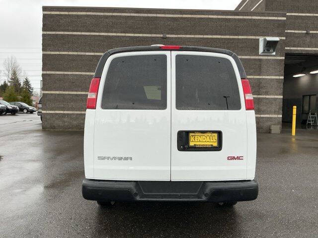 2017 GMC Savana 3500