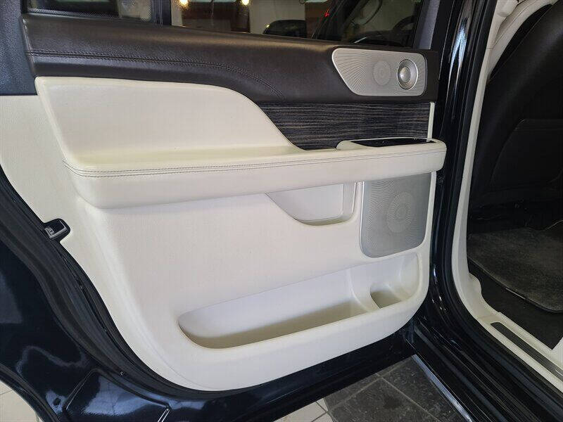 2020 Lincoln Navigator L Black Label