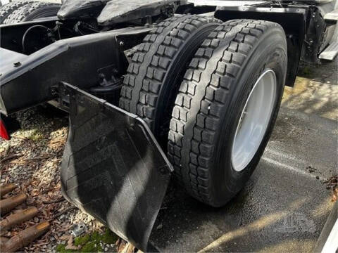 2012 Freightliner M2 112