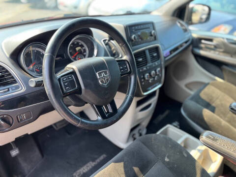 2016 Dodge Grand Caravan SE