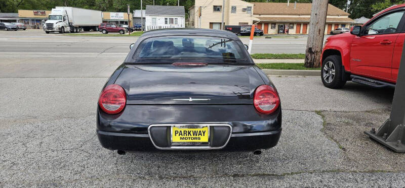 2002 Ford Thunderbird Deluxe