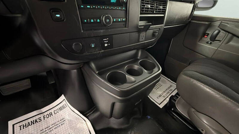 2024 Chevrolet Express 2500