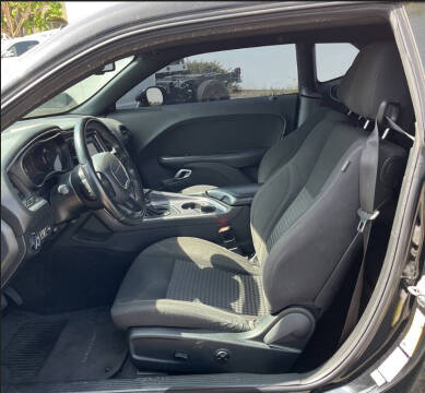 2017 Dodge Challenger SXT