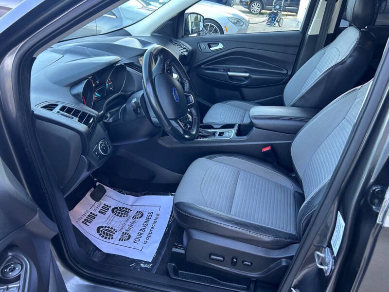2019 Ford Escape SE