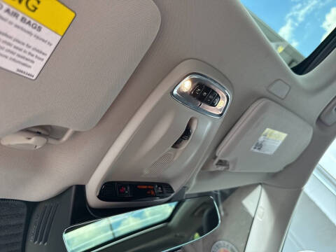 2022 Volvo XC90 T6 Inscription 7-Passenger