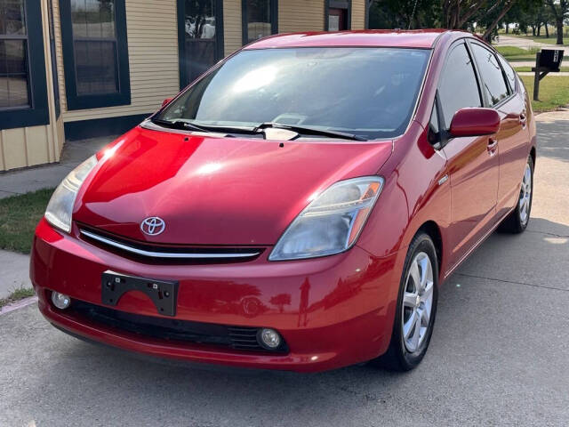 2008 Toyota Prius for sale at BANKERS AUTOS in Denton, TX