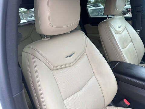 2017 Cadillac XT5