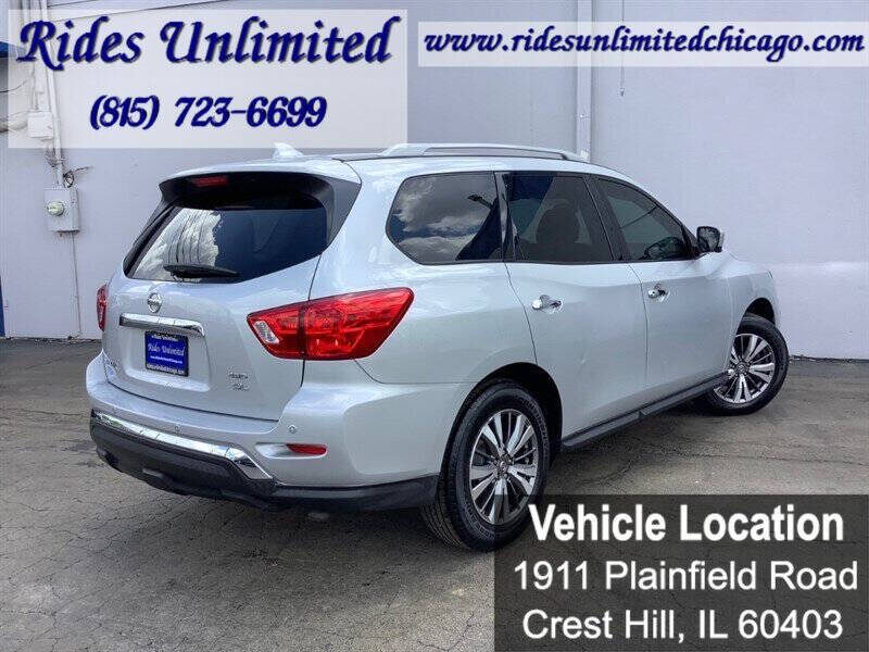 2019 Nissan Pathfinder SL