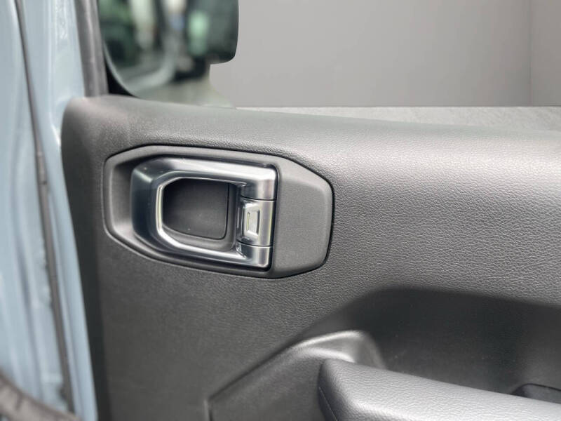 2025 Jeep Gladiator Willys