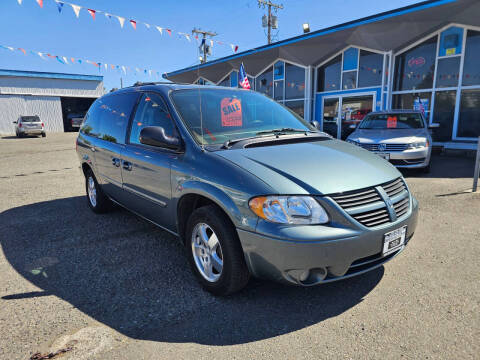 2005 Dodge Grand Caravan SXT