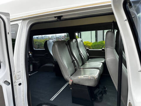 2013 Ford E-Series E-150