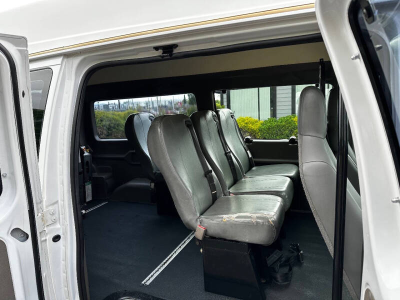 2013 Ford E-Series E-150