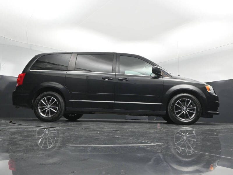 2016 Dodge Grand Caravan SXT Plus