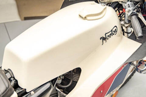 1974 Norton 850 John Player Special