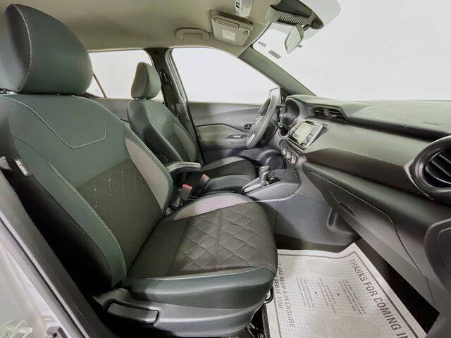 2020 Nissan Kicks S