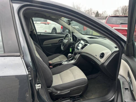 2013 Chevrolet Cruze LS Auto