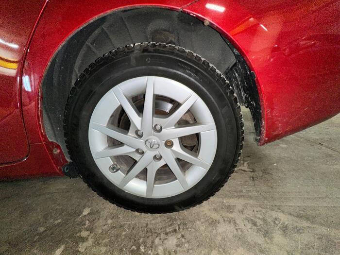 2014 Toyota Prius v Three