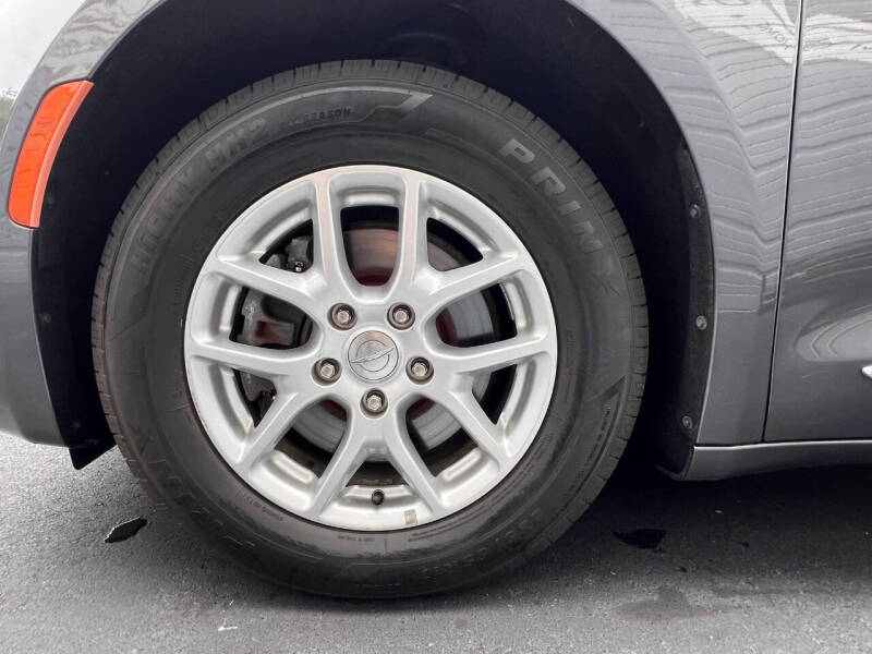 2020 Chrysler Pacifica Touring L