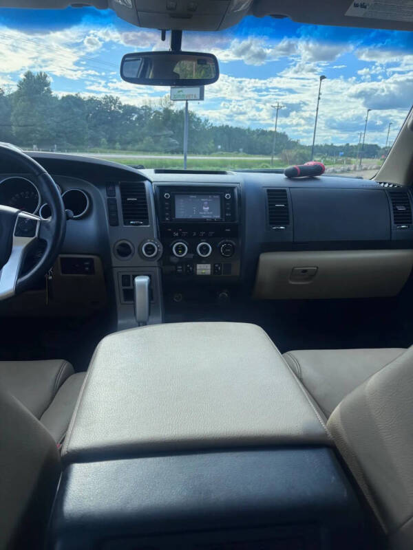 2014 Toyota Sequoia Limited
