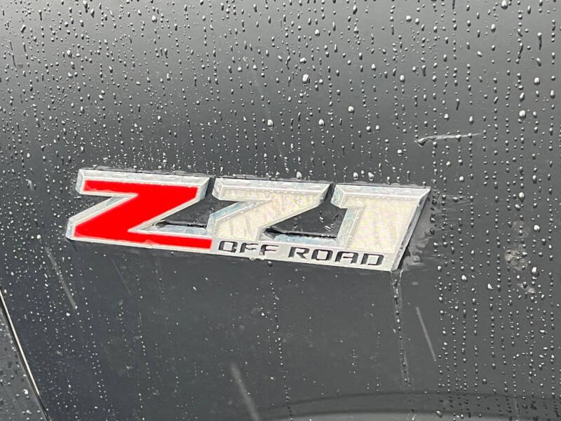 Used 2022 Chevrolet Colorado Z71 with VIN 1GCGTDEN5N1276404 for sale in Wood River, IL