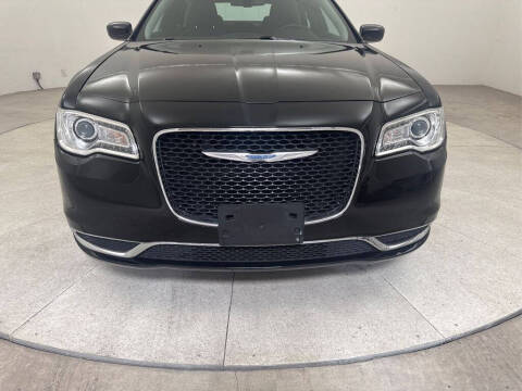 2018 Chrysler 300 Touring