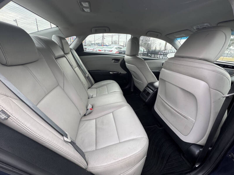 2016 Toyota Avalon XLE